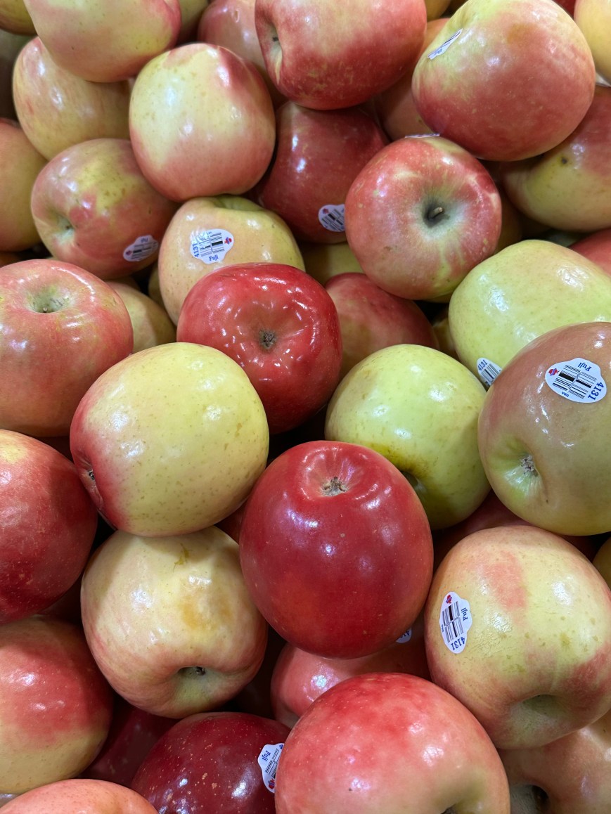 The Bay Area in Photos: Apples